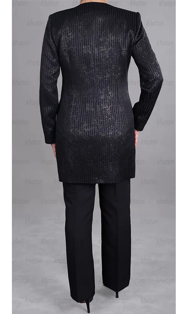 کت بلند و شلوار مشکی نمای پشت