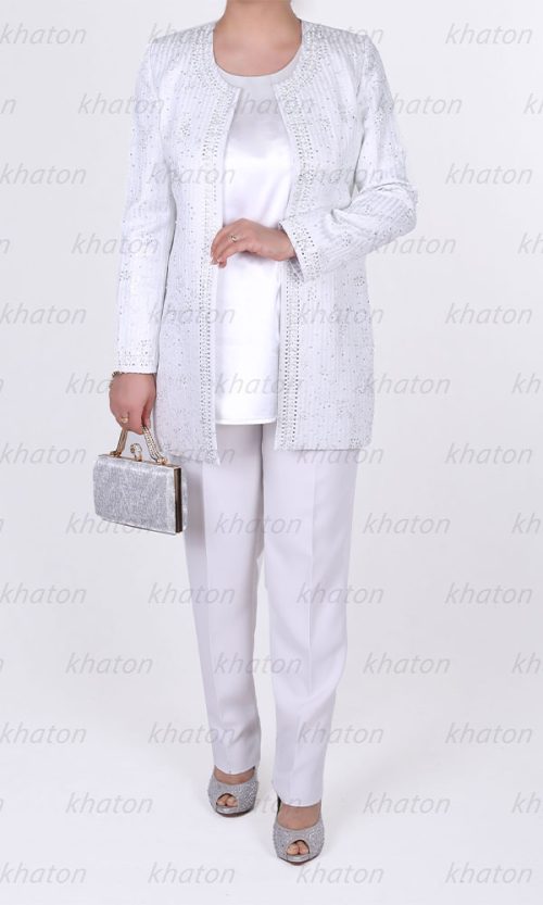 کت شلوار نامزدی سفیدطرح پودری نوارنگین