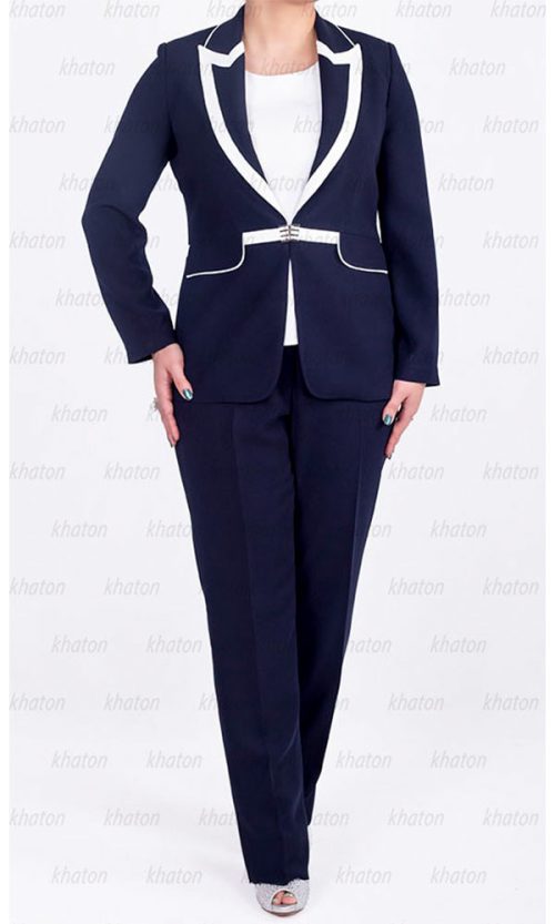 کت و شلوار سورمه ای و تاپ سفید