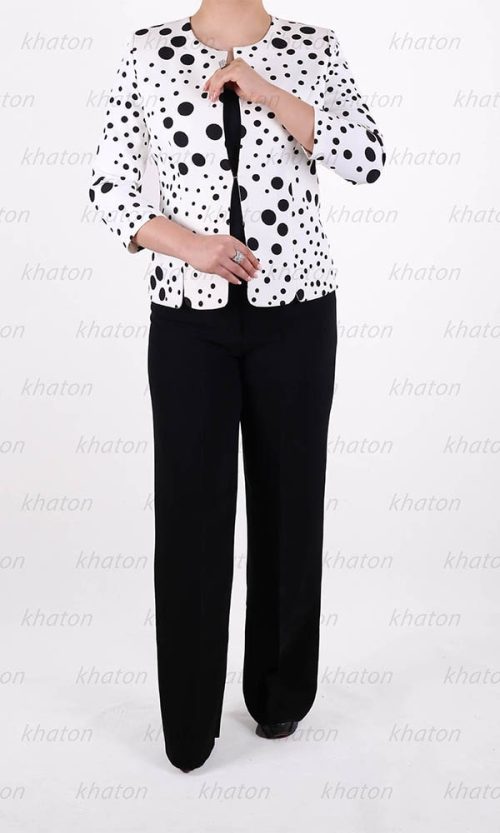 کت سفید مشکی طرح توپی آستین سه ربع و شلوار راسته مشکی